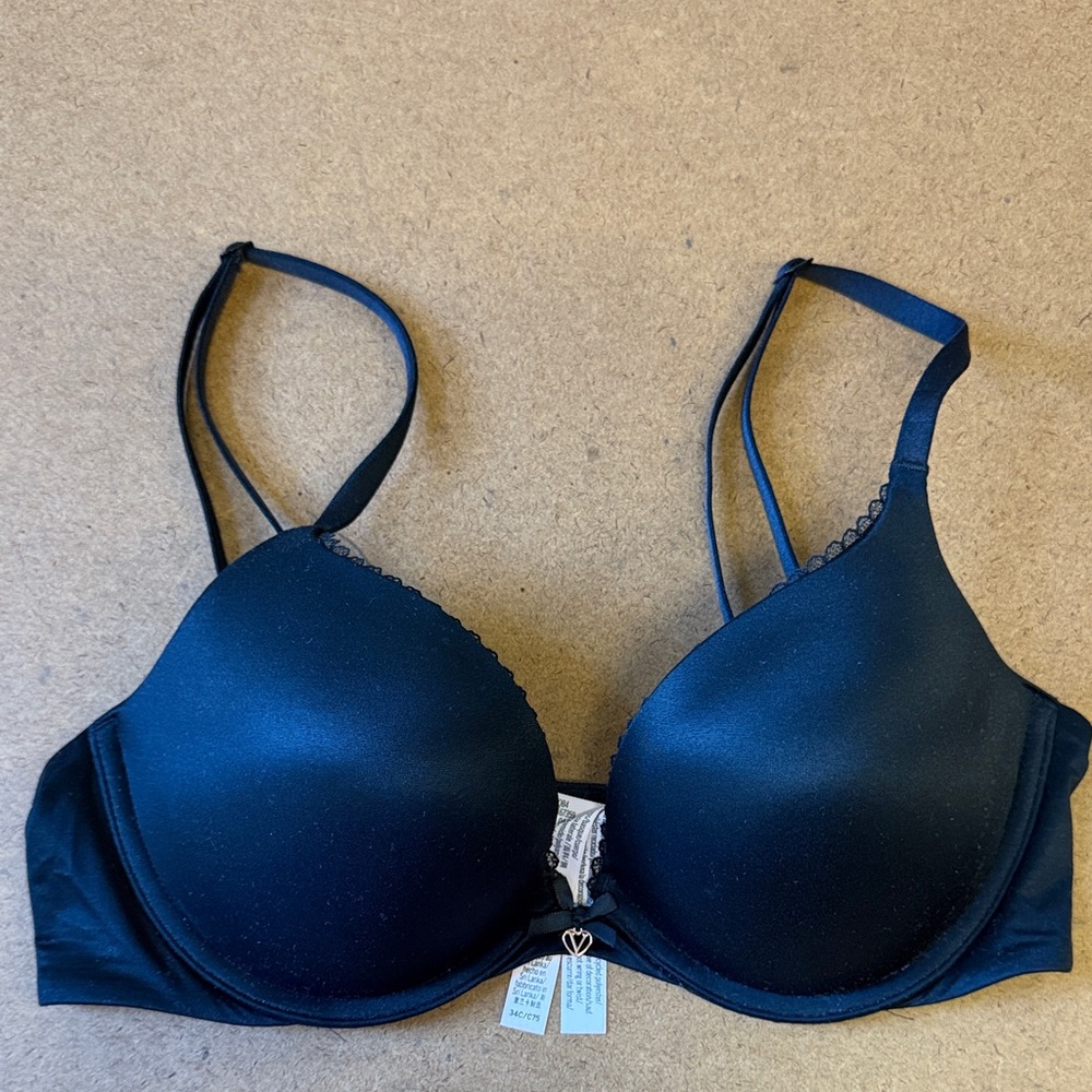 Victoria's Secret Smooth Black Padded T-Shirt Bra